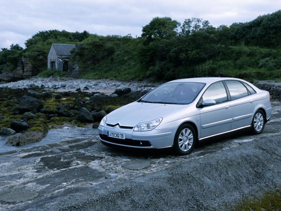  Citroen C5 2004 года  (фото 1 из 16)